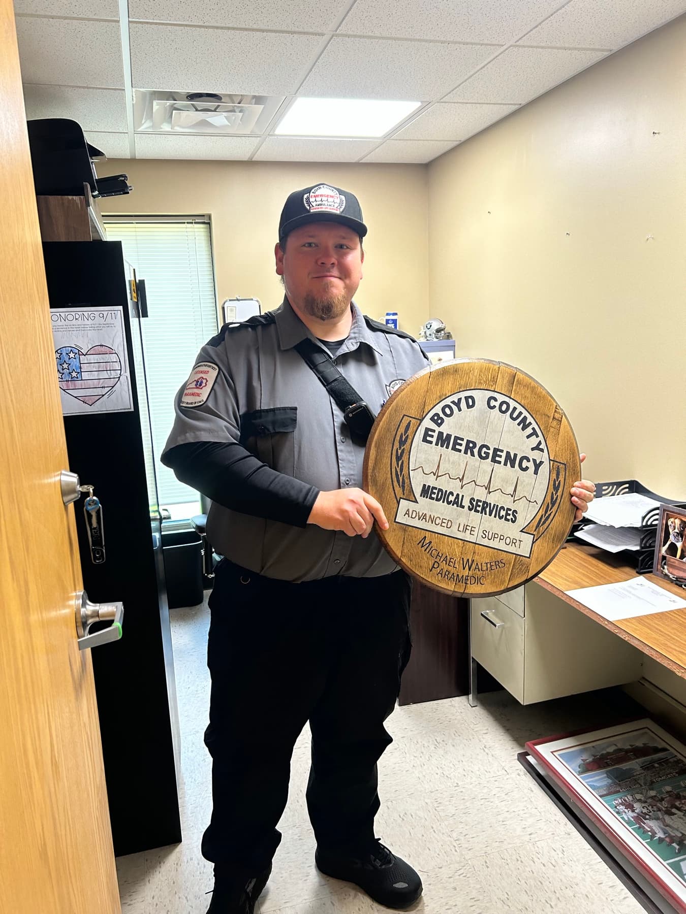Paramedic with delivered custom barrel head